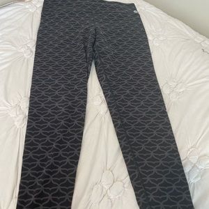 Vineyard Vine Leggings
